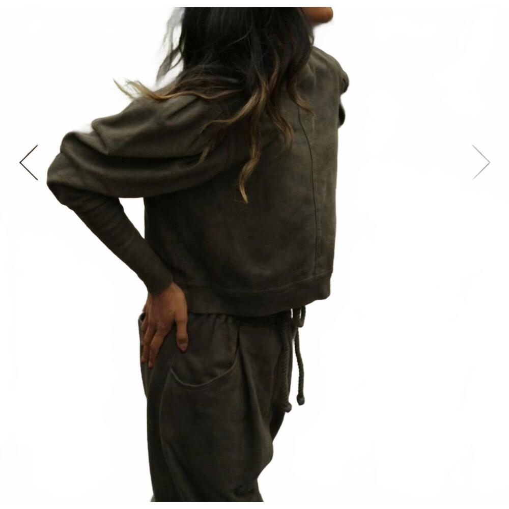 NEW THE WAIGHT dyed crew neck top in acorn green